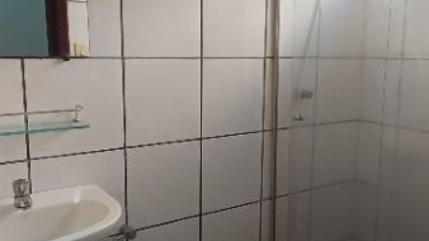 CASA NA Vila Tênis Clube em Assis