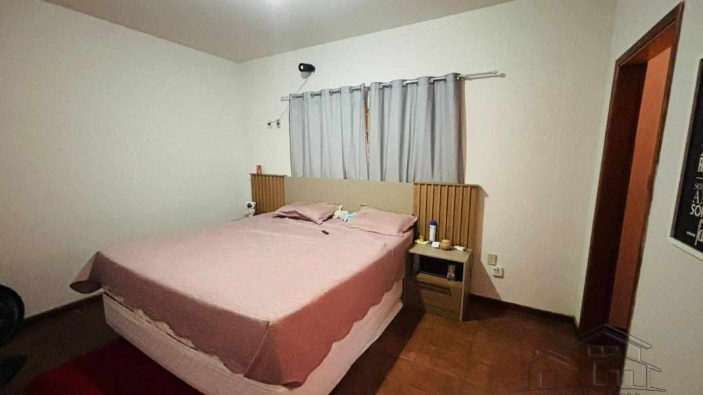 CASA NA Vila Clementina em Assis
