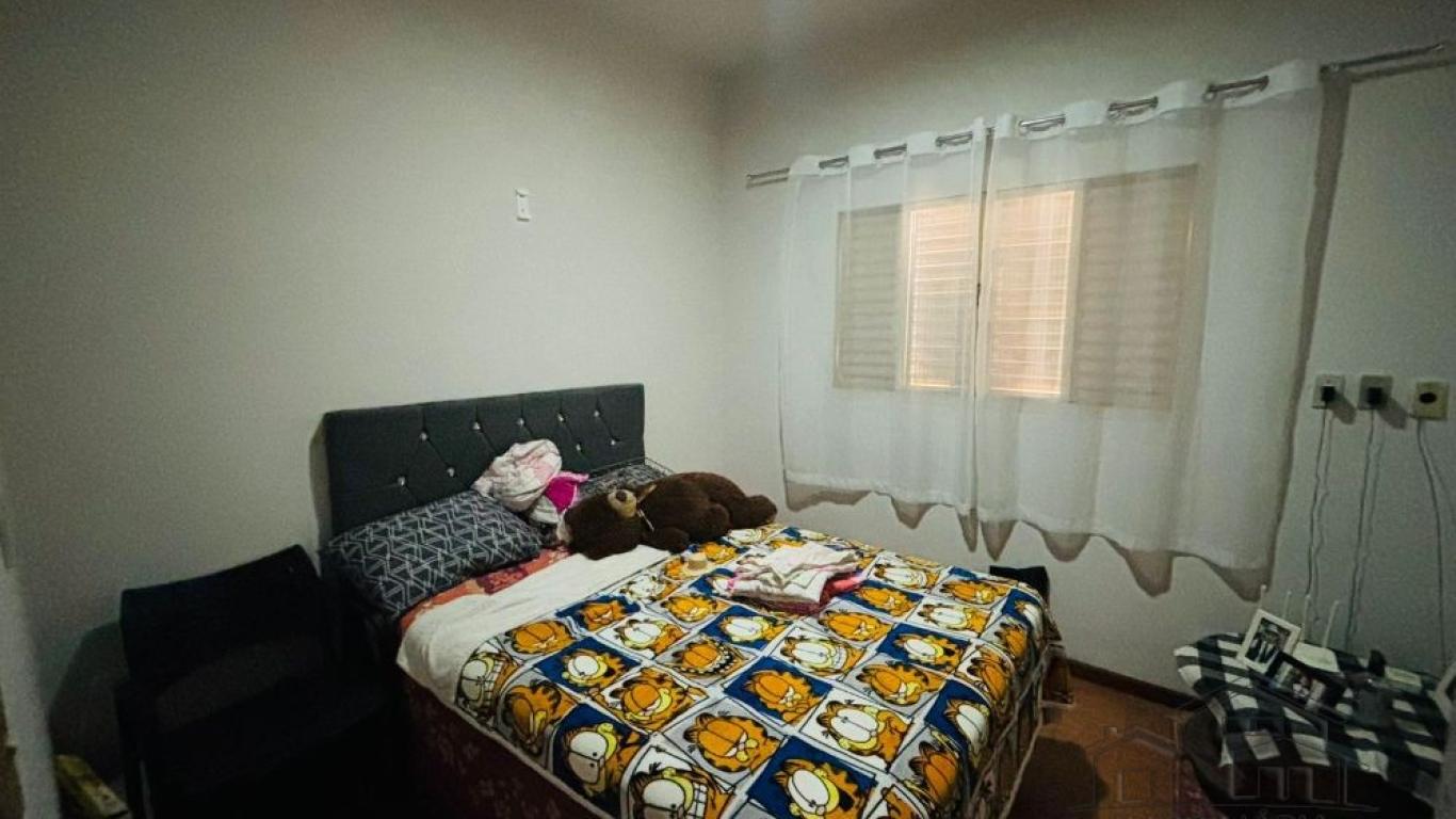 CASA NA Vila Clementina em Assis
