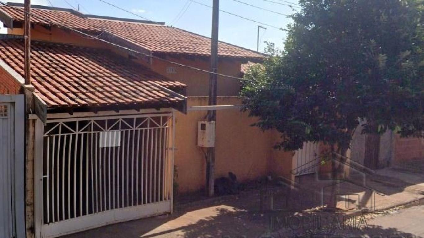 CASA NA Vila Clementina em Assis