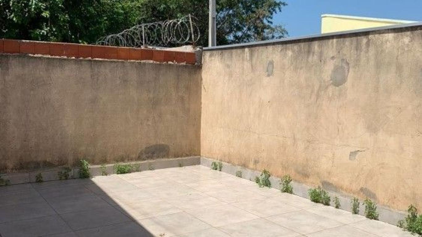 CASA NA Vila Independência em Assis