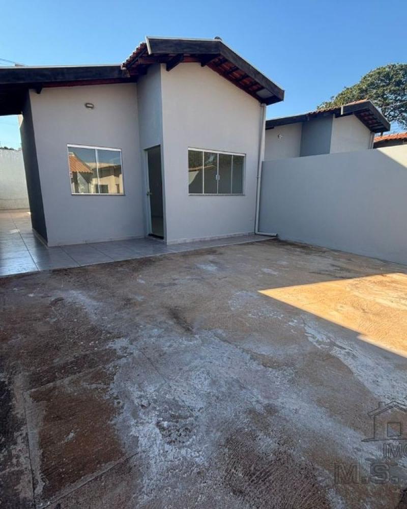 CASA NA Vila Independência em Assis