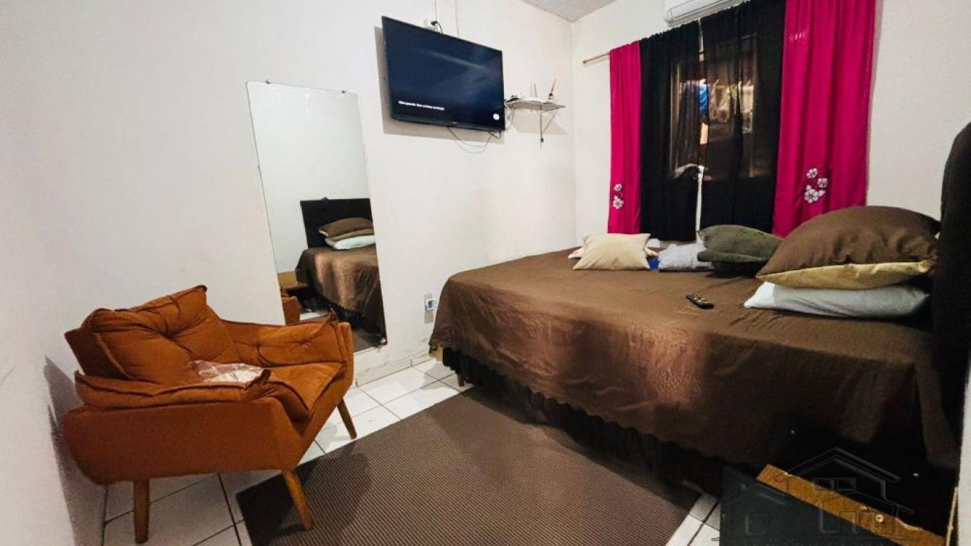 CASA NA Vila São Benedito em Assis