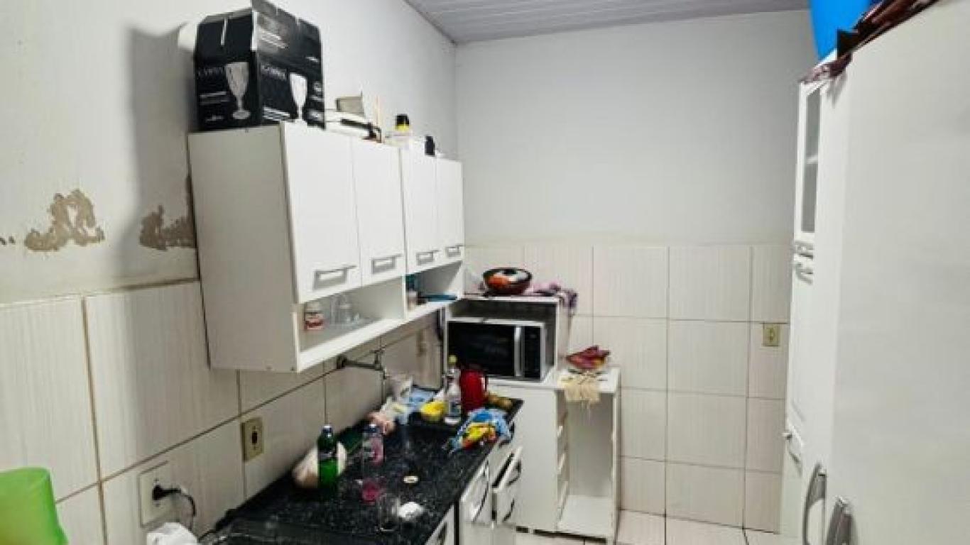 CASA NA Vila São Benedito em Assis