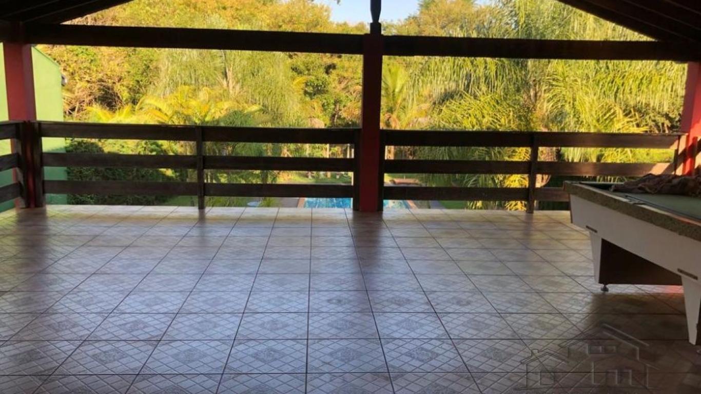 RANCHO NO PARAISO DAS AGUAS em CANDIDO MOTA