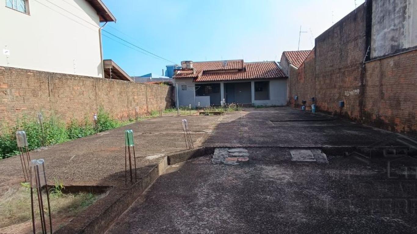 CASA NA Vila Xavier em Assis