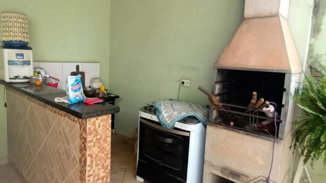 CASA NA Vila Ribeiro em Assis