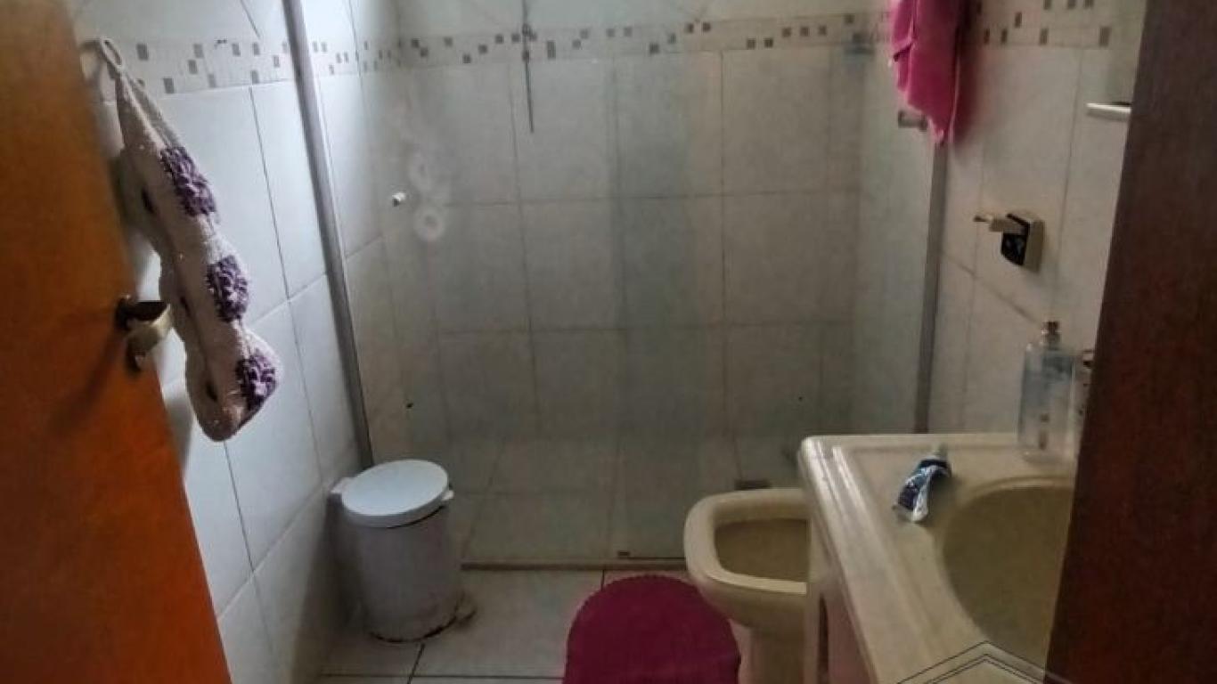 CASA NA Vila Ribeiro em Assis