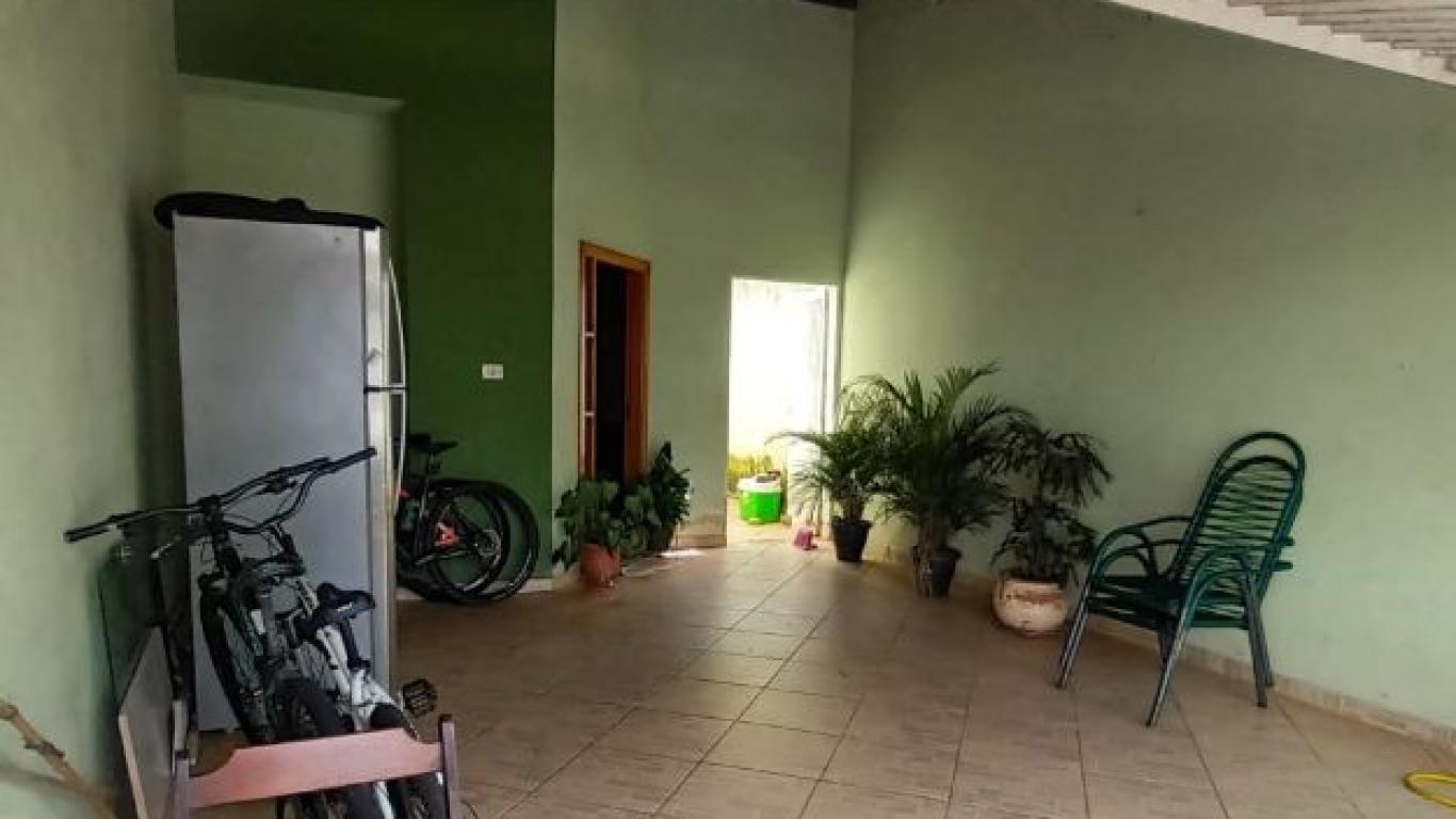 CASA NA Vila Ribeiro em Assis
