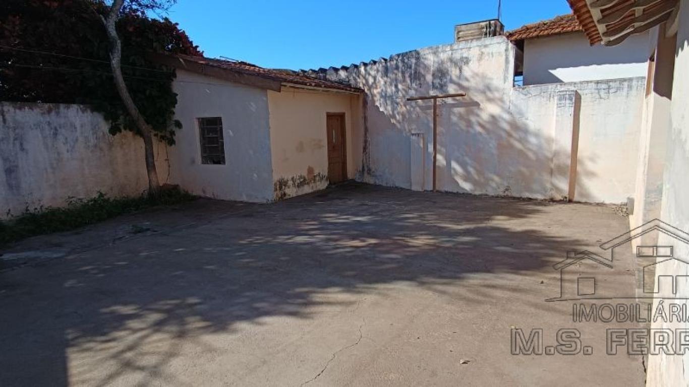 CASA NA Vila Xavier em Assis