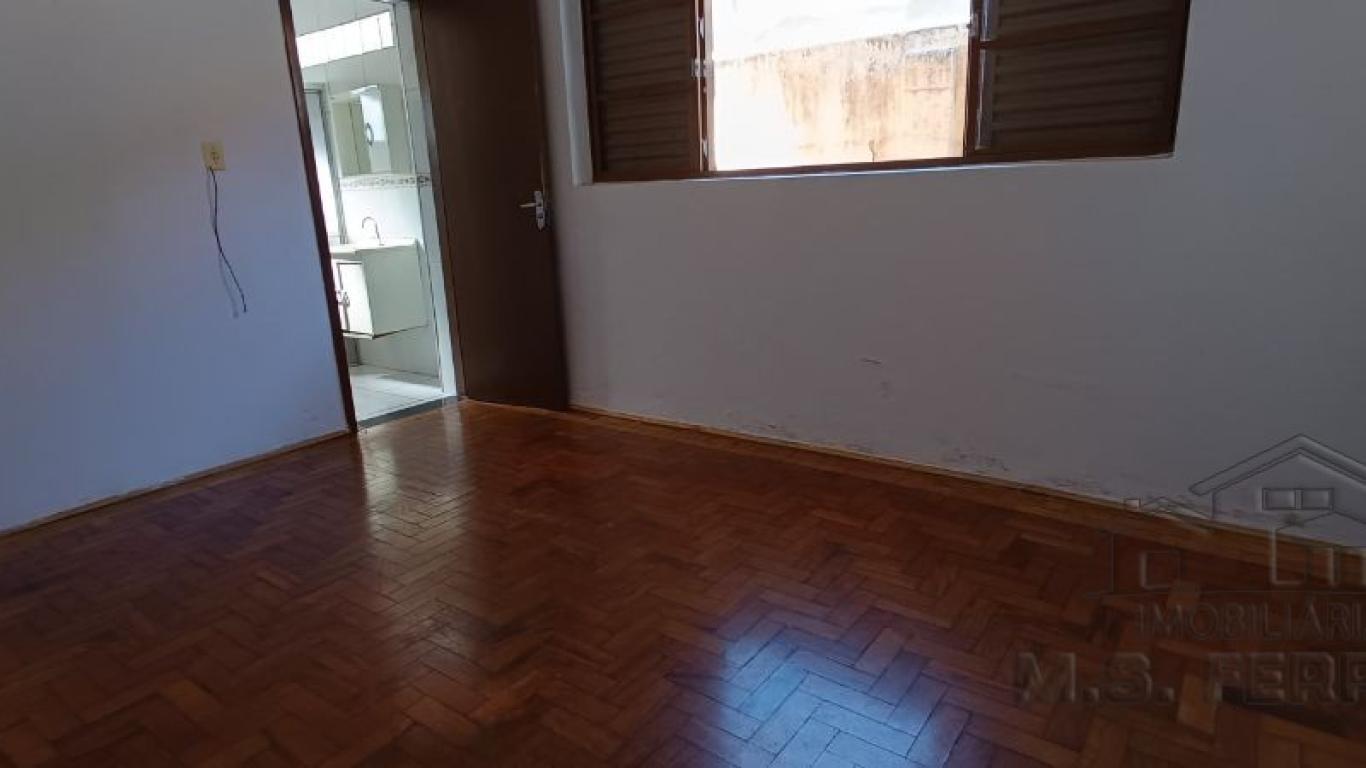 CASA NA Vila Xavier em Assis