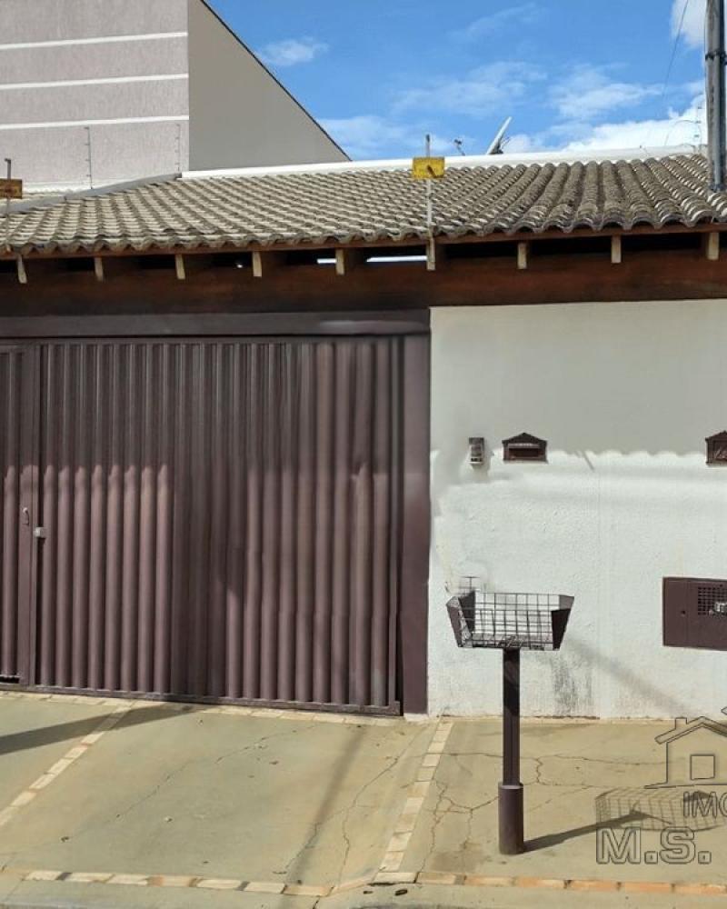 CASA NA Vila São Jorge em Assis