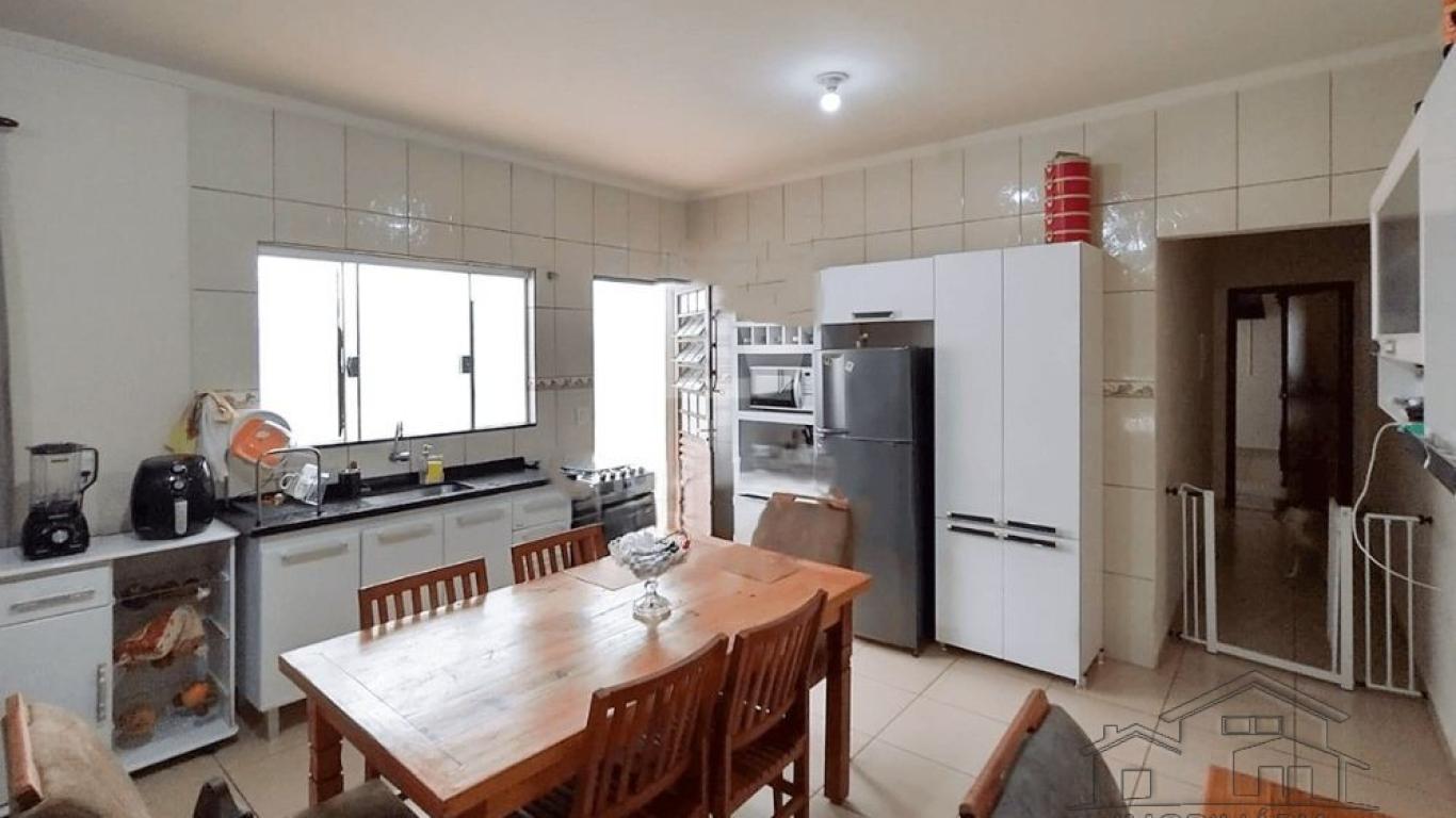 CASA NA Vila São Jorge em Assis