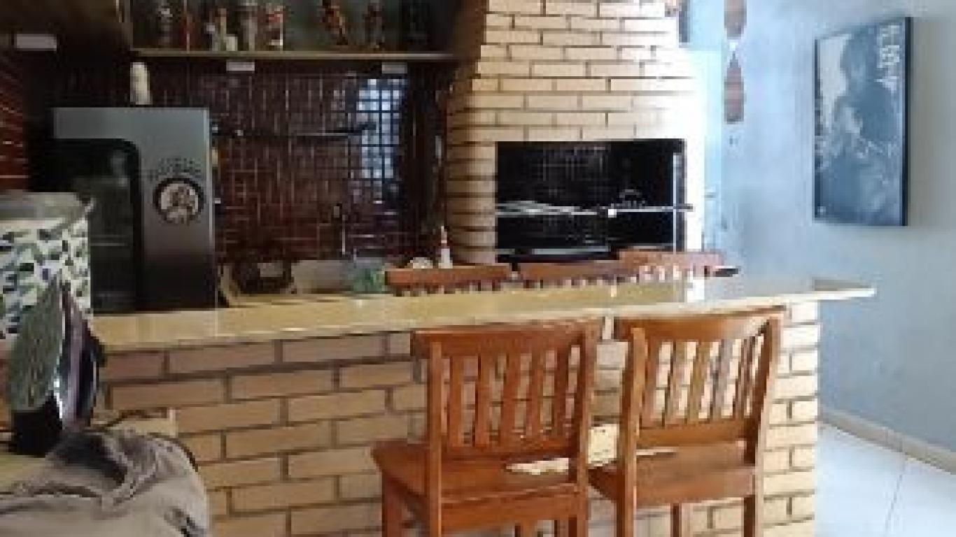 CASA NO Jardim Morumbi em Assis