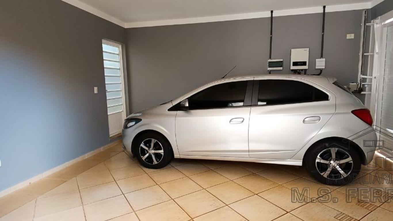 CASA NO Jardim Morumbi em Assis