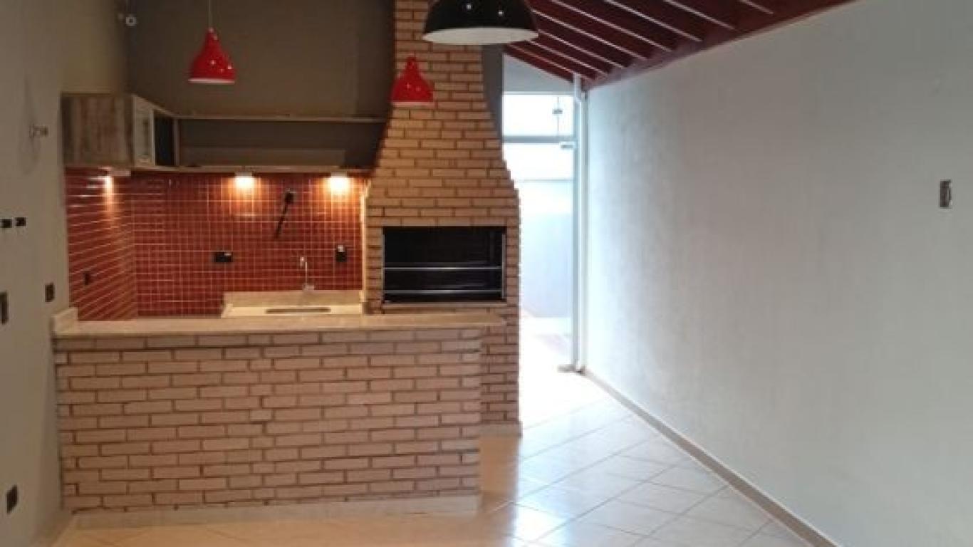 CASA NO Jardim Morumbi em Assis