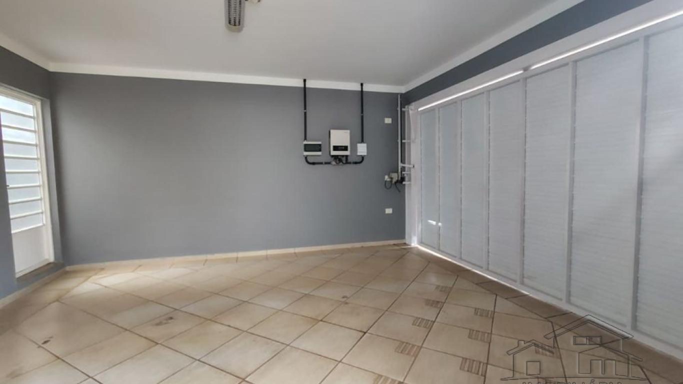 CASA NO Jardim Morumbi em Assis