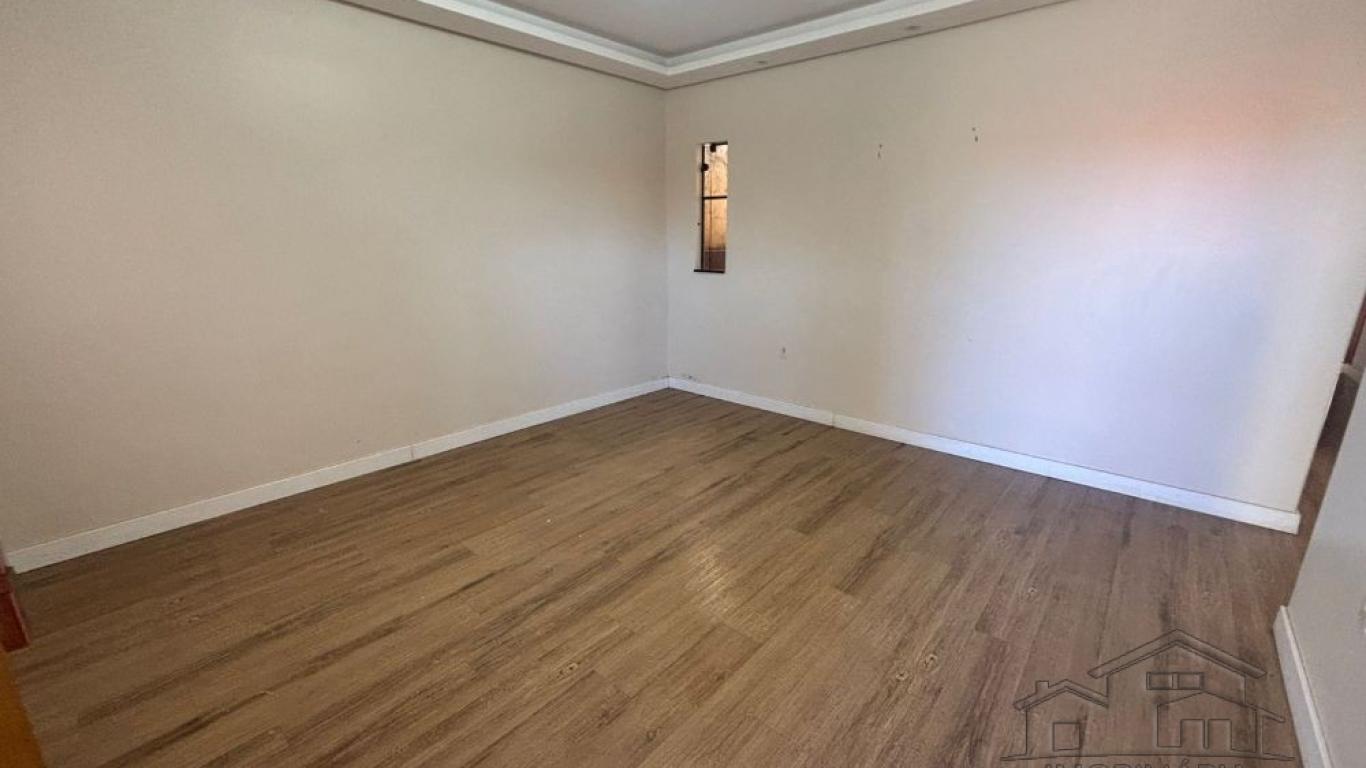 CASA NO Jardim Canadá em Assis