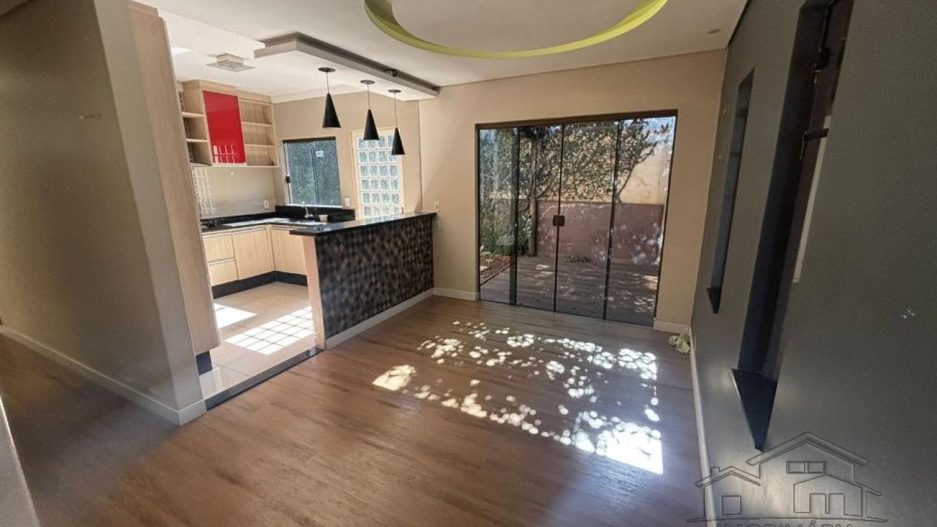 CASA NO Jardim Canadá em Assis