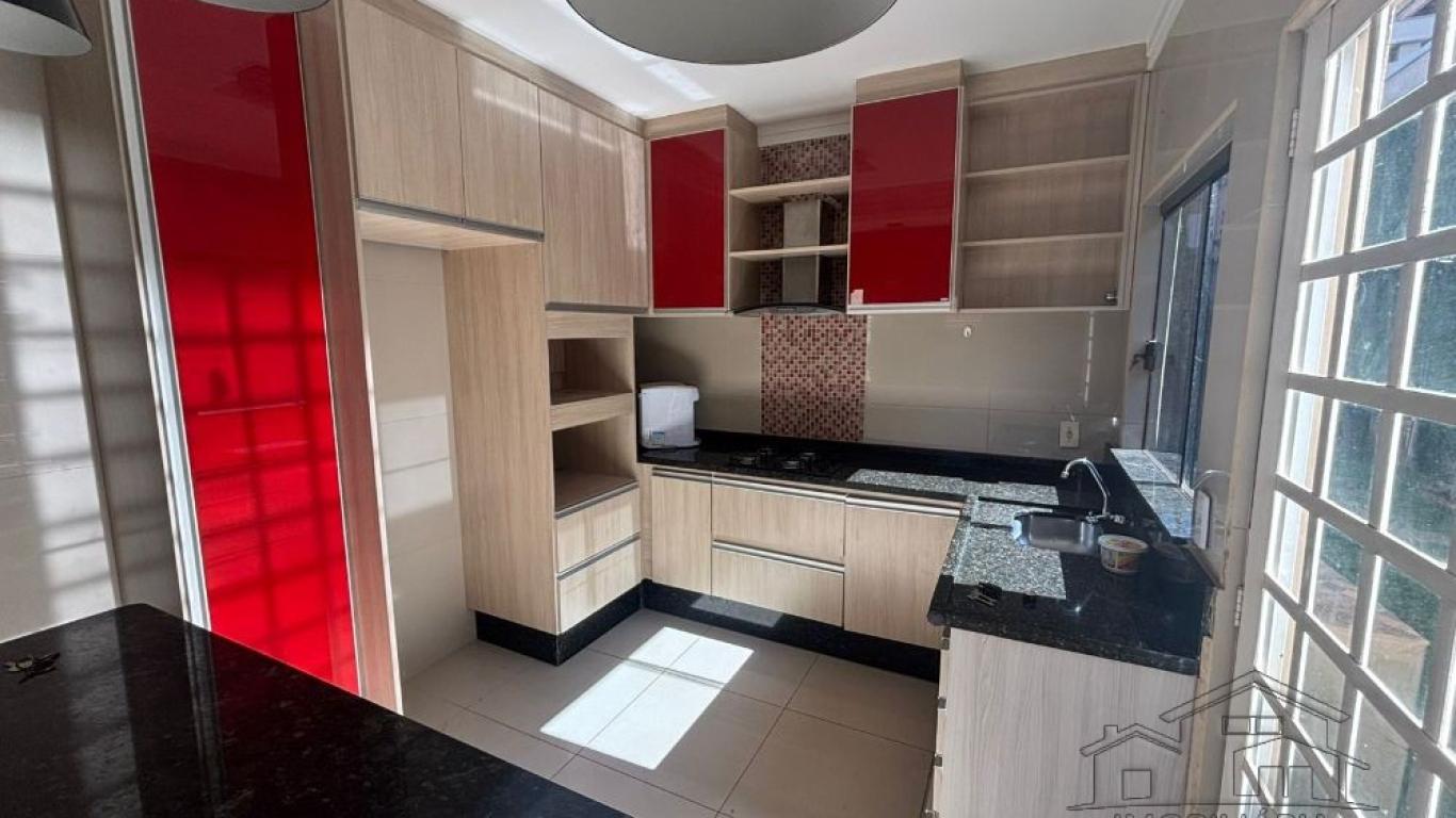 CASA NO Jardim Canadá em Assis