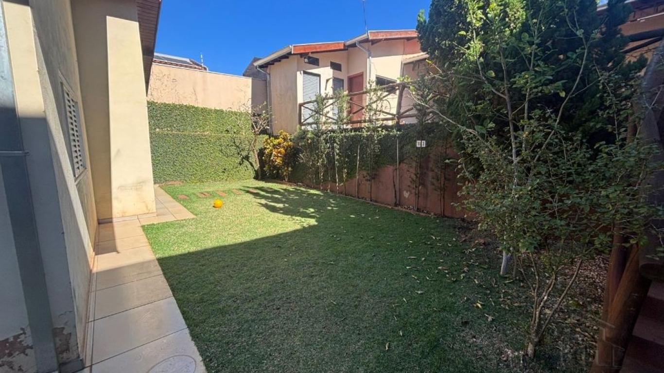 CASA NO Jardim Canadá em Assis