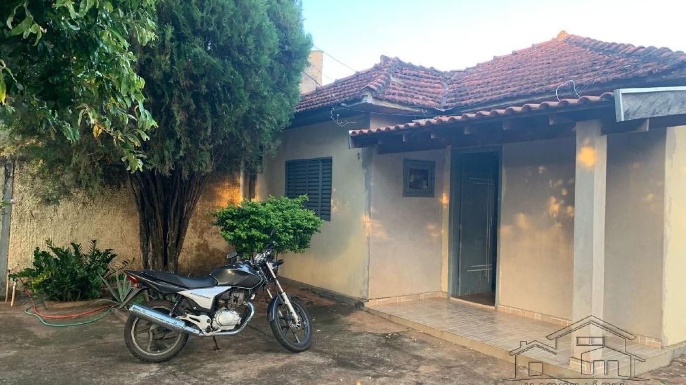 CASA NA Vila Ribeiro em Assis