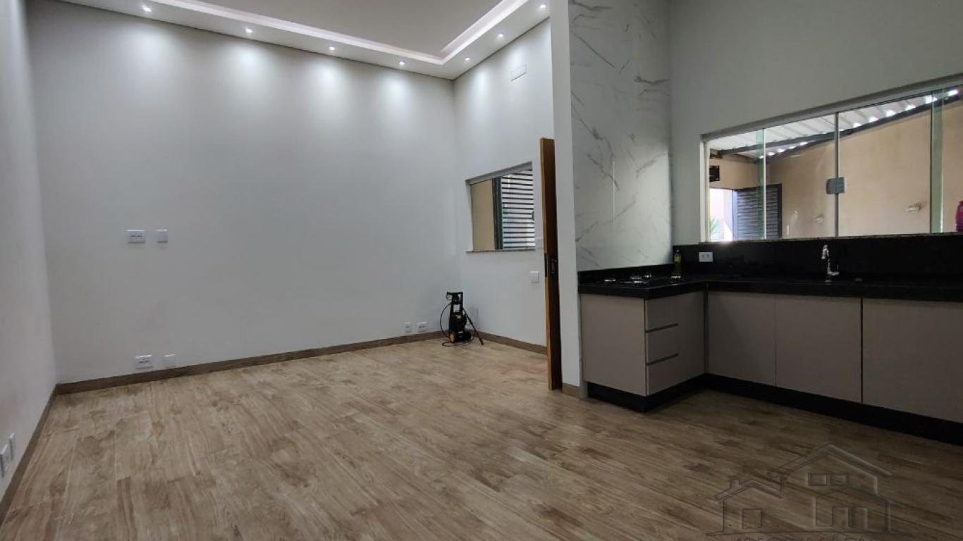 CASA NA Vila Central em Assis