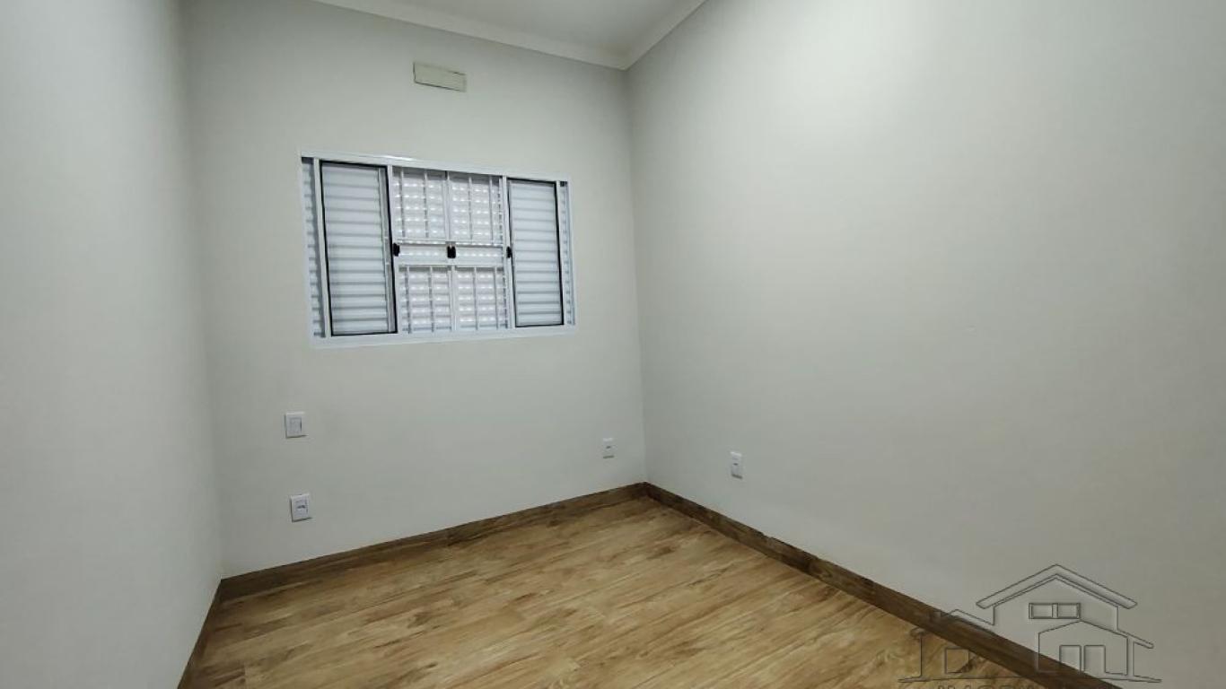 CASA NA Vila Central em Assis