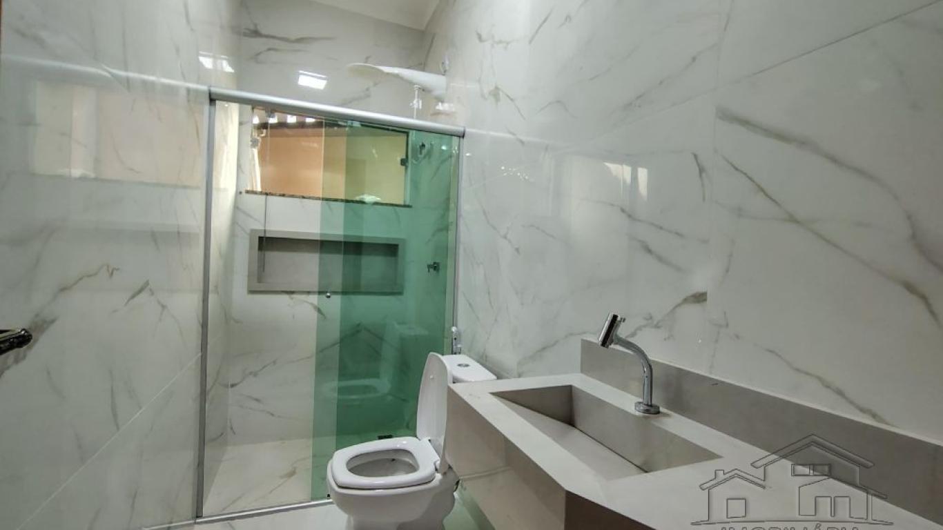 CASA NA Vila Central em Assis
