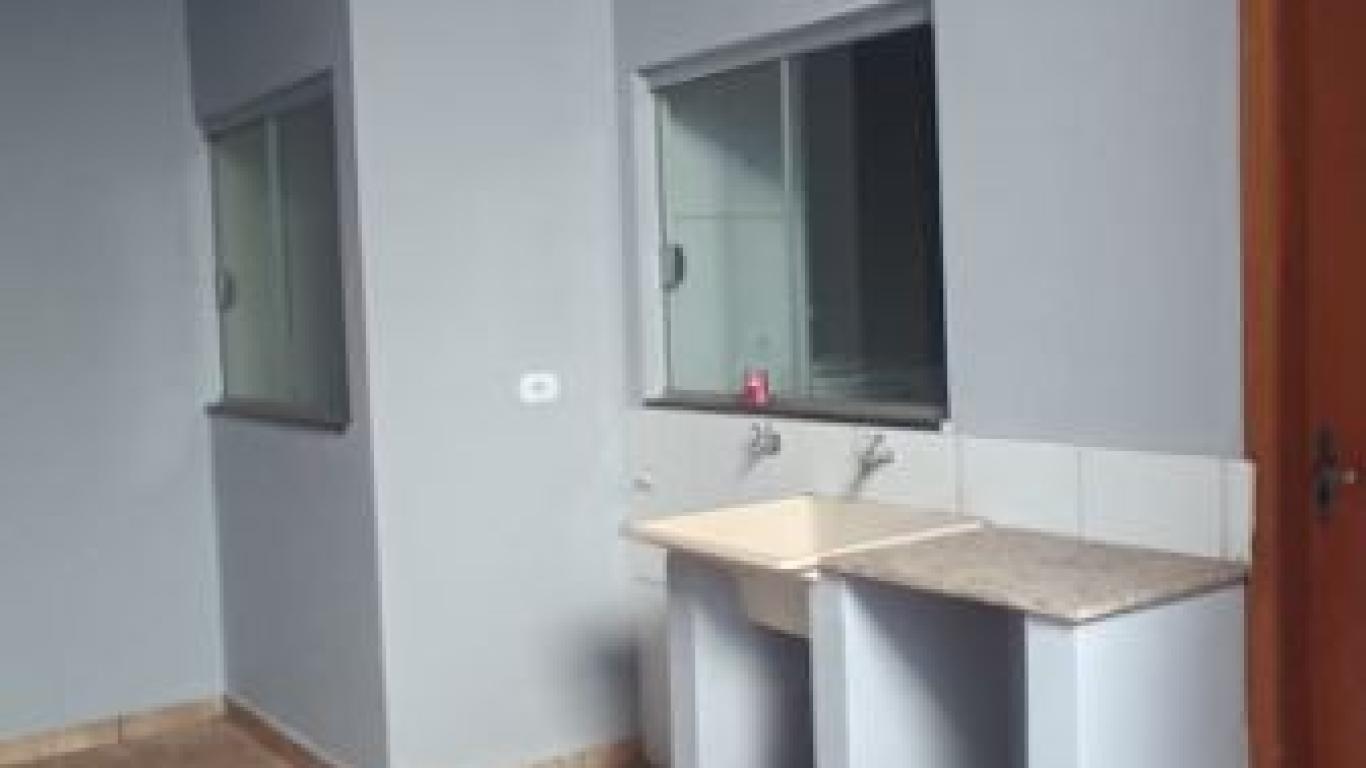 CASA NO Parque Universitário em Assis