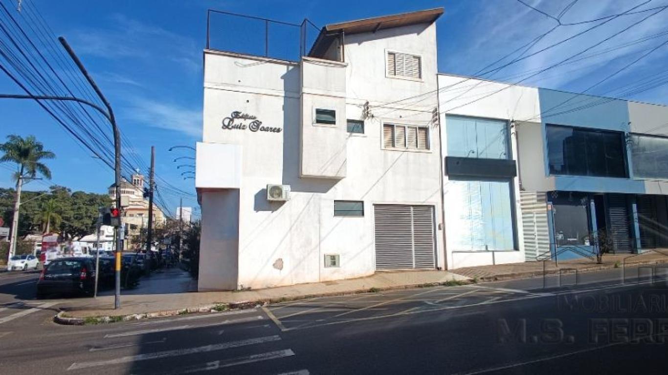 APARTAMENTO NA Centro em Assis