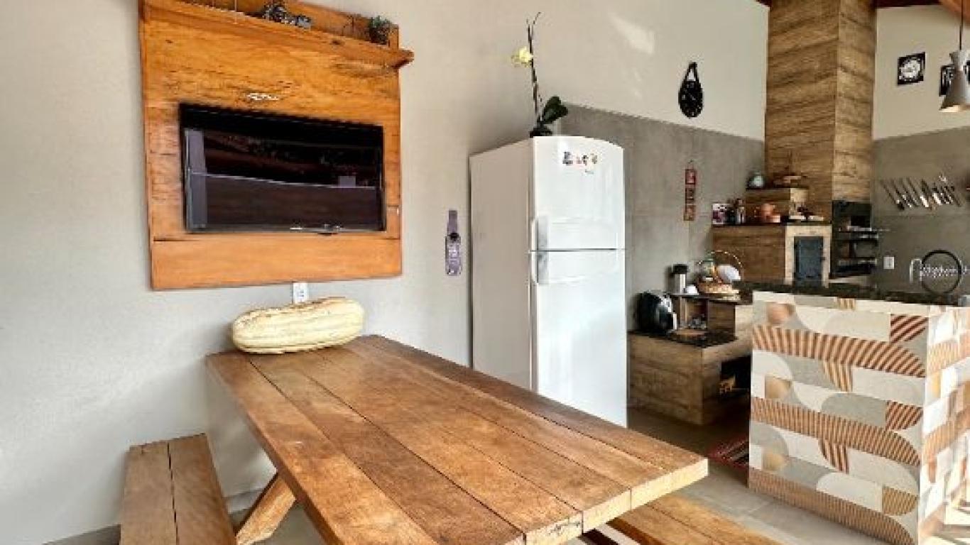 CASA NA Vila Ouro Verde em Assis