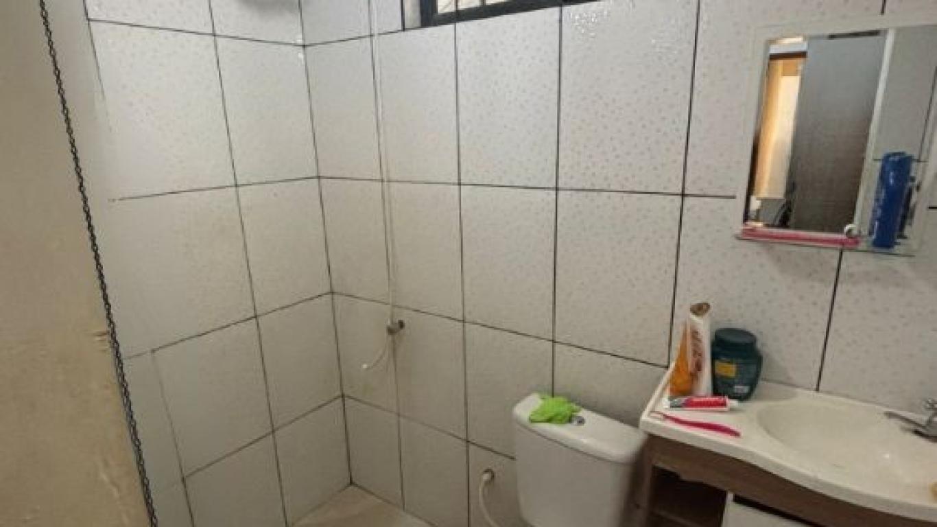 CASA NO Parque Universitário em Assis