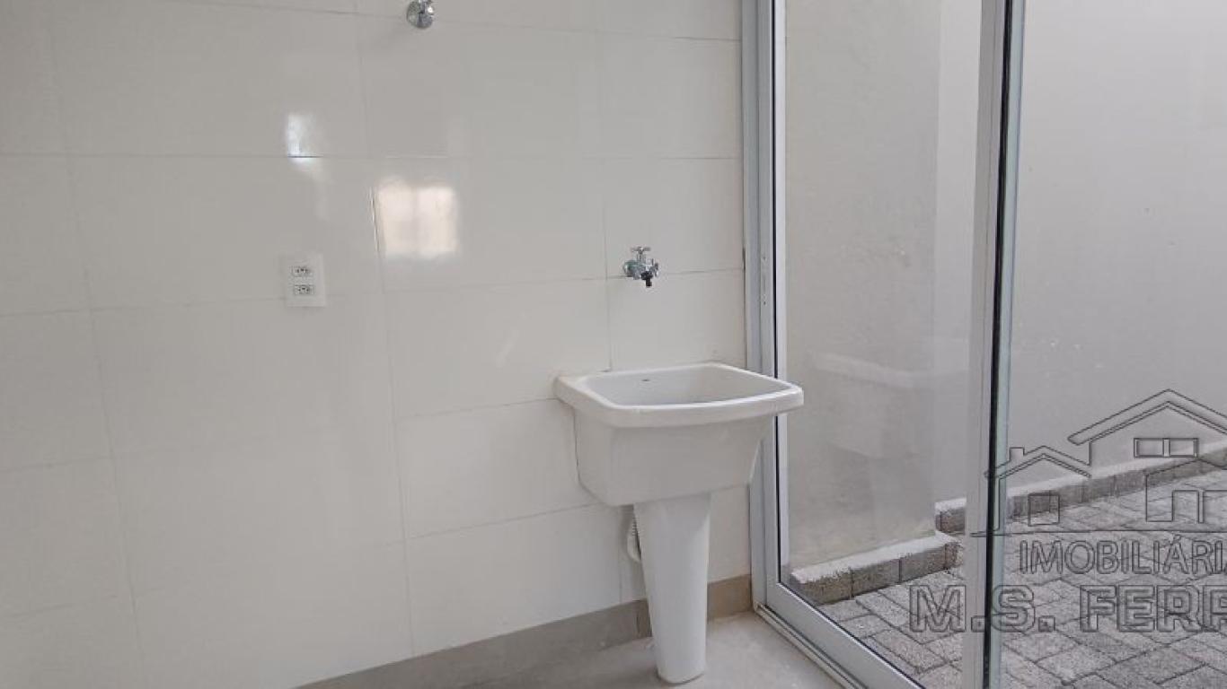 CASA NA Vila Tênis Clube em Assis