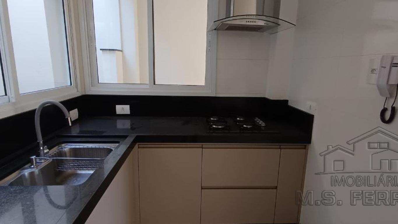 CASA NA Vila Tênis Clube em Assis