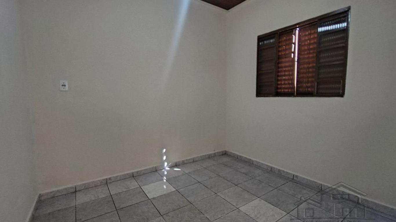 CASA NA Vila Glória em Assis