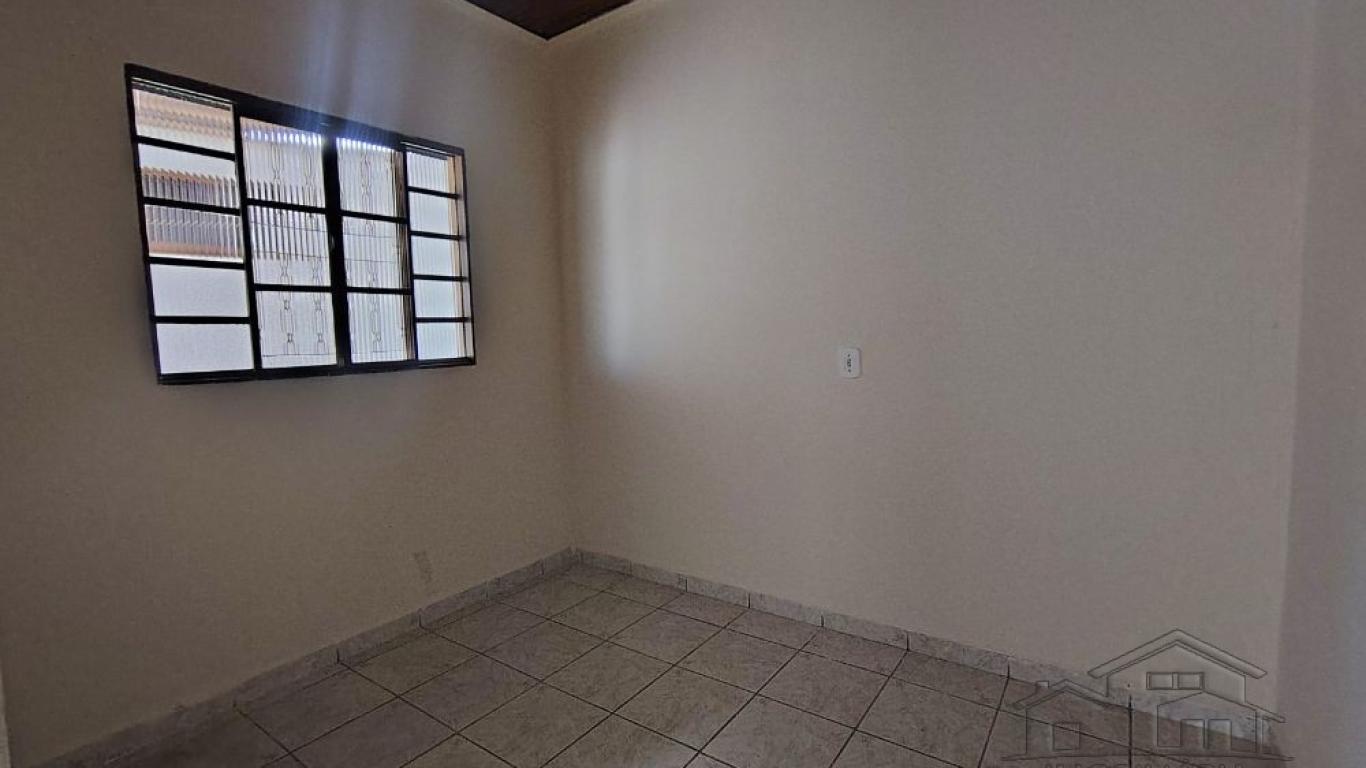 CASA NA Vila Glória em Assis