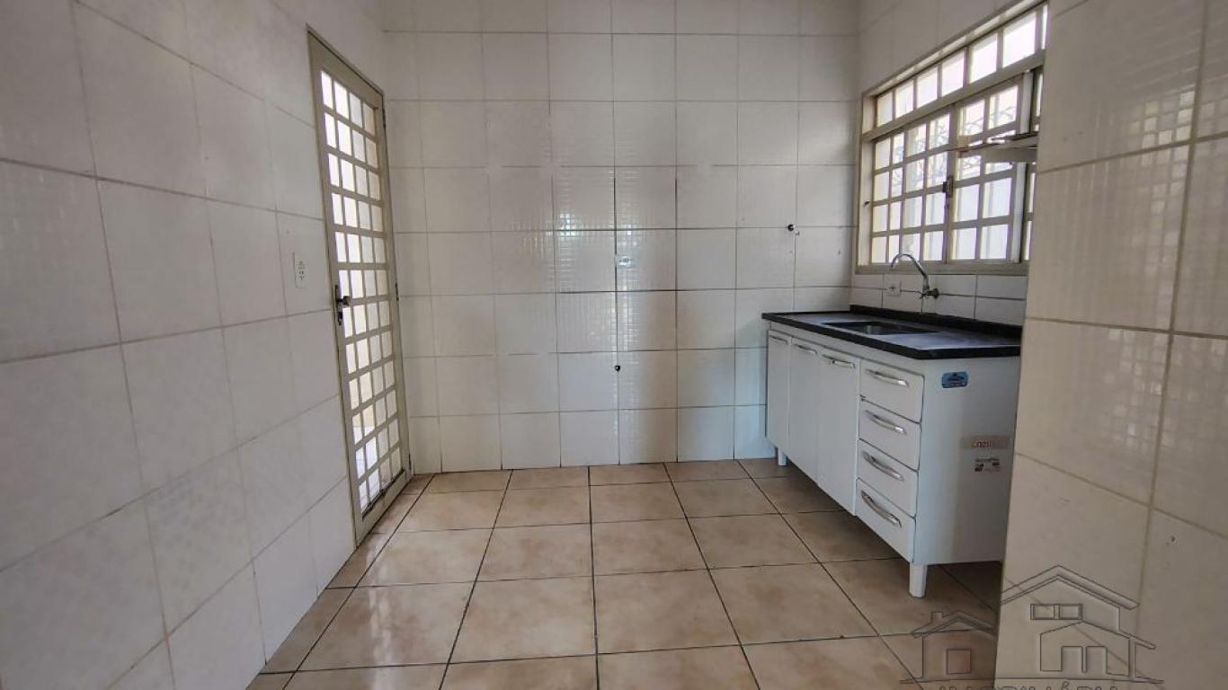 CASA NA Vila Glória em Assis