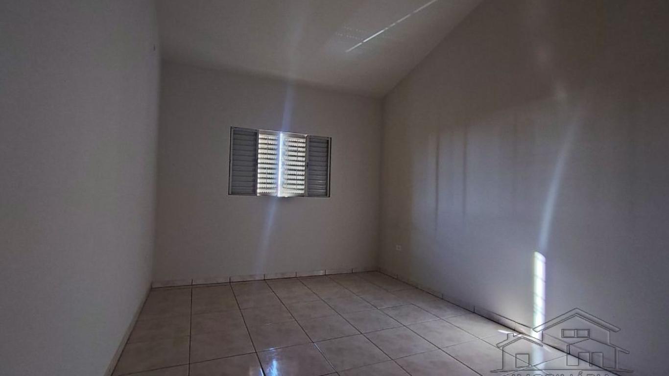 CASA NA Vila Glória em Assis