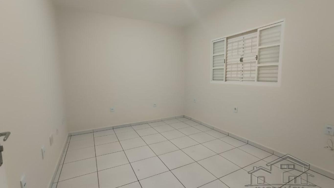 CASA NA Vila Tênis Clube em Assis