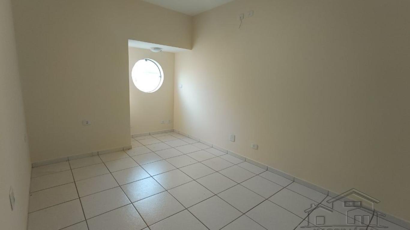 CASA NA Vila Tênis Clube em Assis