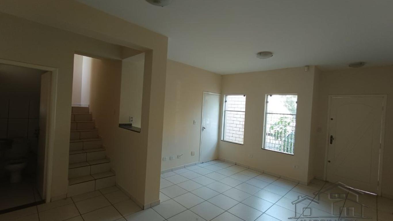 CASA NA Vila Tênis Clube em Assis