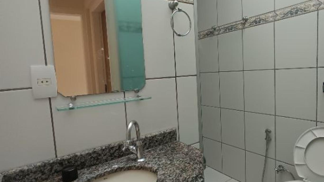 CASA NA Vila Tênis Clube em Assis