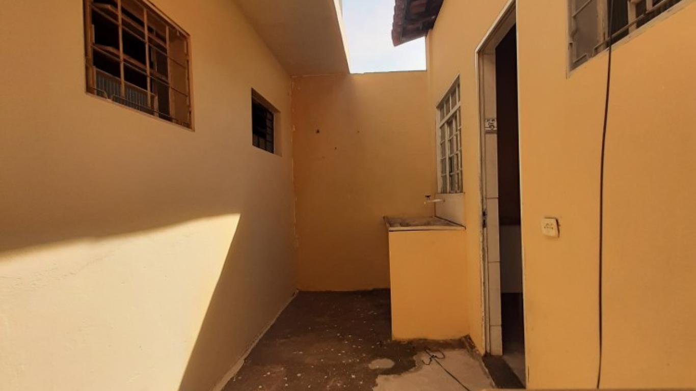 CASA NA Vila Orestes em Assis