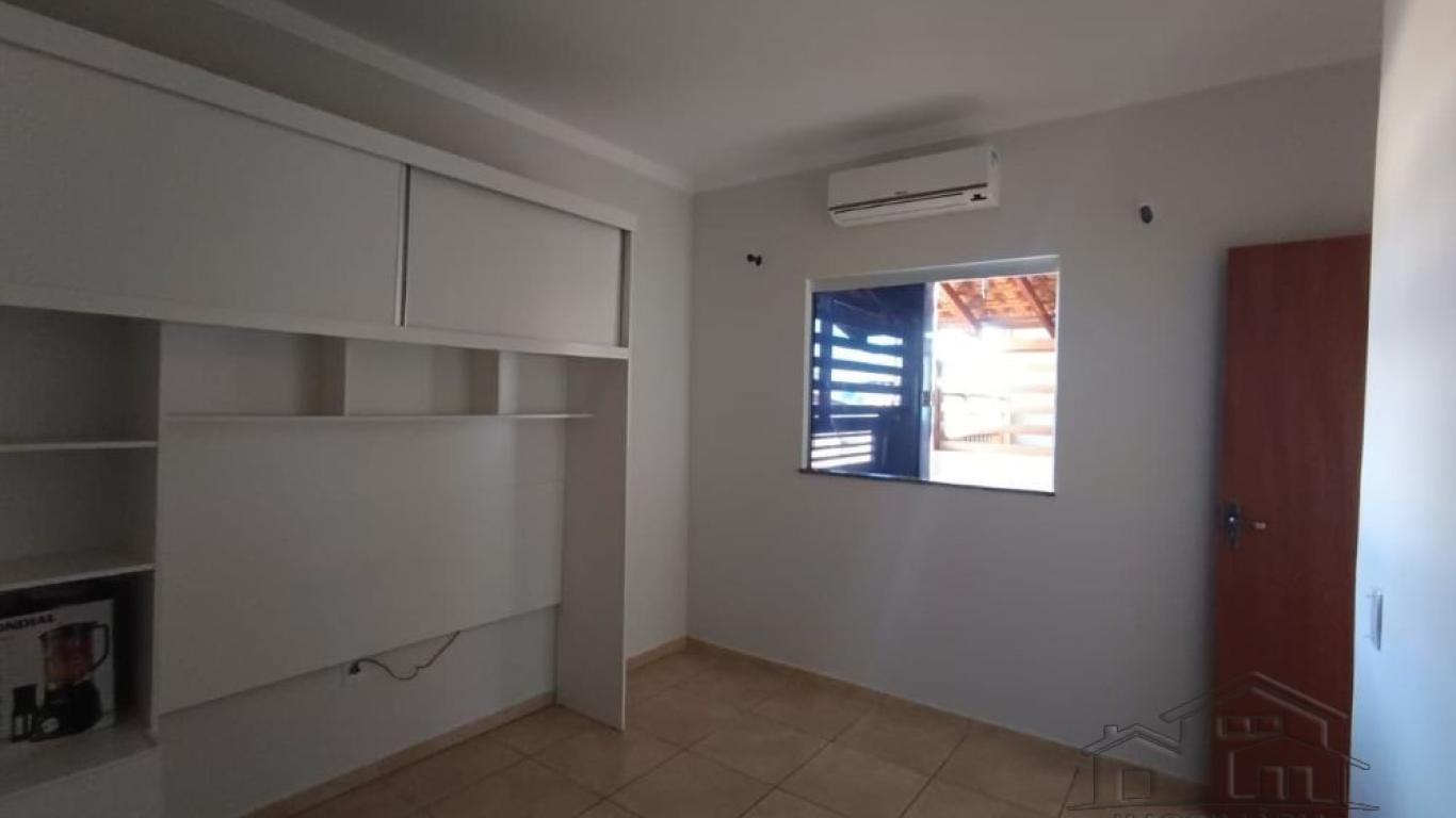 CASA NA Vila Xavier em Assis