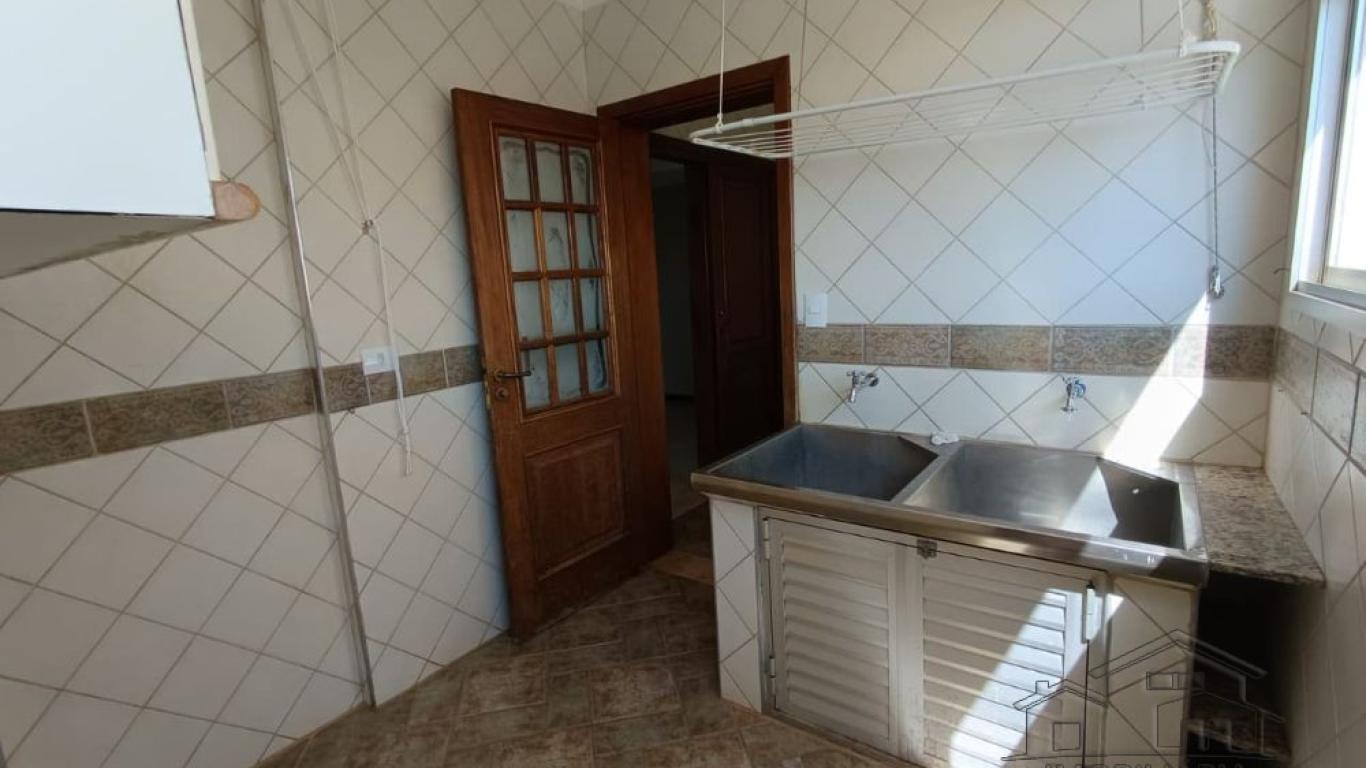 APARTAMENTO NA Vila Central em Assis