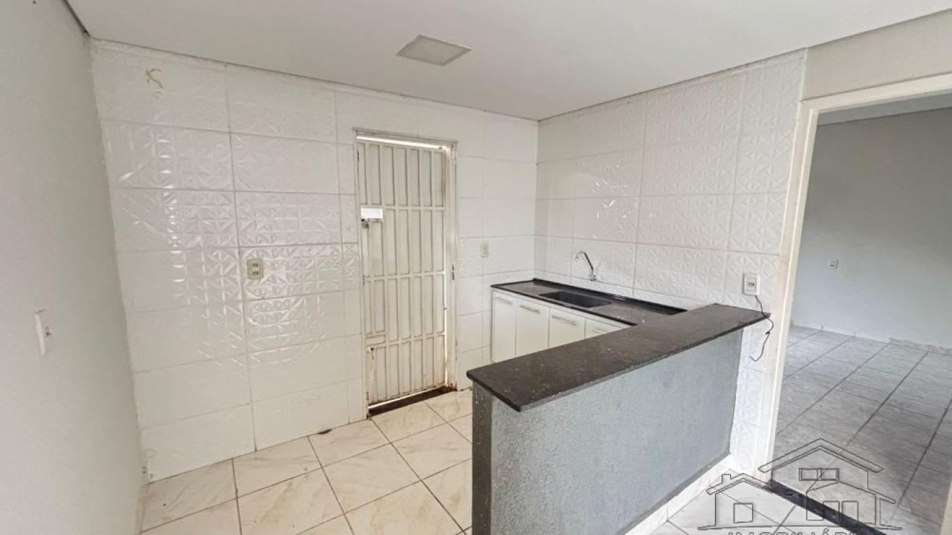 CASA NA Conjunto Habitacional Assis IV em Assis