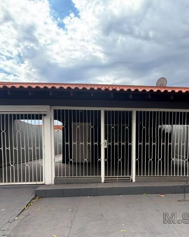 CASA NA Conjunto Habitacional Assis IV em Assis