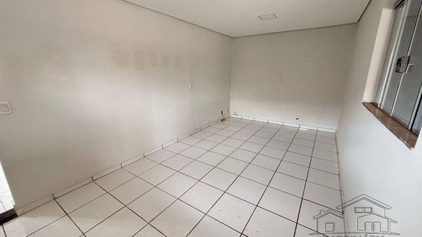 CASA NA Conjunto Habitacional Assis IV em Assis