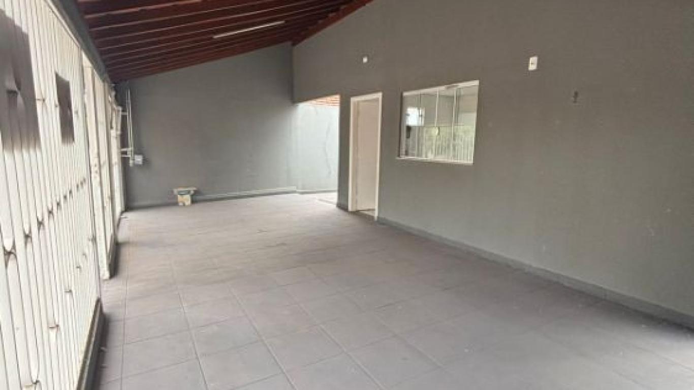 CASA NA Conjunto Habitacional Assis IV em Assis